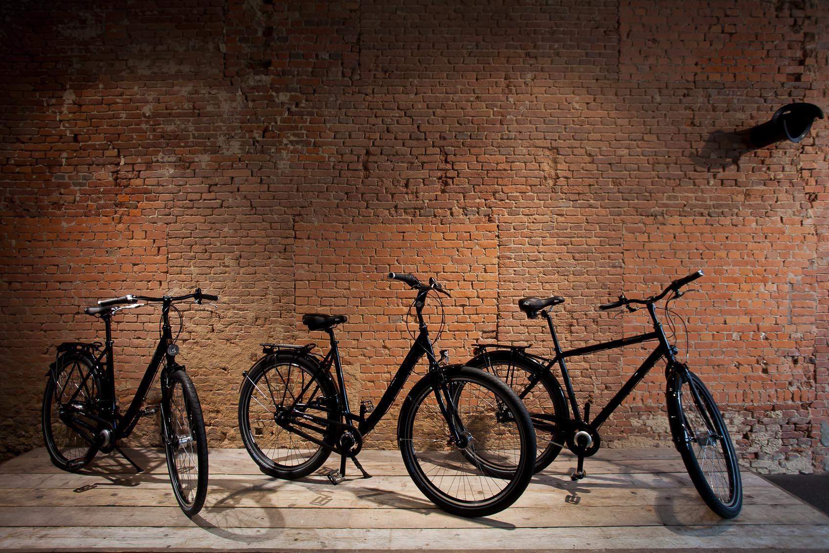 Verlichting geeft karakter aan bestaand pand verbouwing tot fietsen winkel